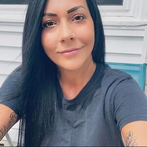 AngelMarie77 Young webcam from United States