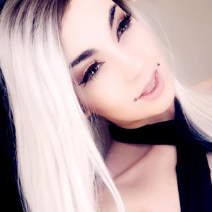 GwenBB featured webcam