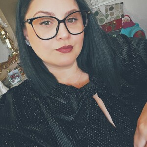 VoluptousDoll No Answer webcam from United Kingdom